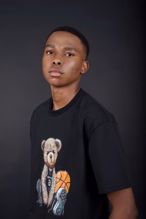 Siphesihle  Sindane - Gallery Image 2