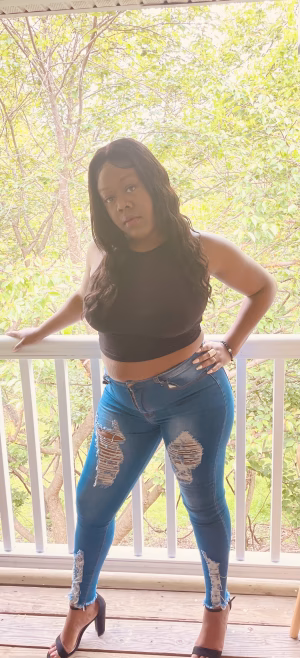 Nikkiya Spruiel - Gallery Image 2