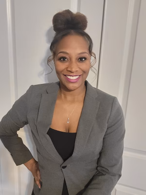 SHI SMITH - Project Casting Gallery Image 1 SHI SMITH - Gallery Image 1