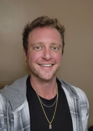 Hunter Smith - Project Casting Gallery Image 4 Hunter Smith - Gallery Image 4