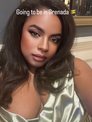 Stephanie  Saunders - Gallery Image 1