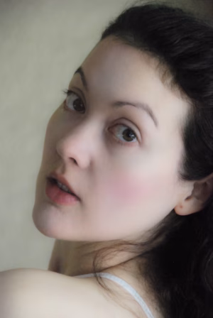 Allison W. - Project Casting Gallery Image 4 Allison W. - Gallery Image 4