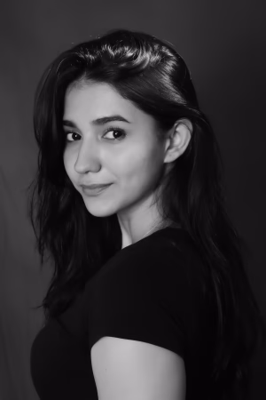 Ananya  Solanki - Gallery Image 1