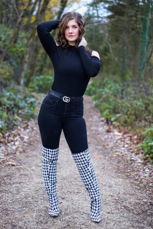 Mariah Rohn - Project Casting Gallery Image 3 Mariah Rohn - Gallery Image 3