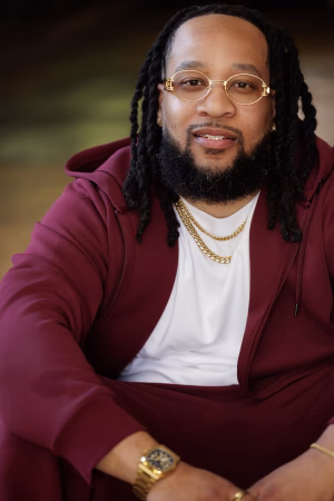 Creigh Bell - Project Casting Gallery Image 1 Creigh Bell - Gallery Image 1