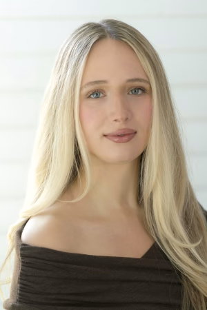 Isabele Mitchell - Project Casting Gallery Image 1 Isabele Mitchell - Gallery Image 1