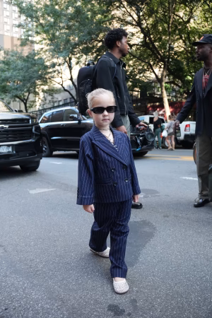 Moana Chebunina - Gallery Image 5