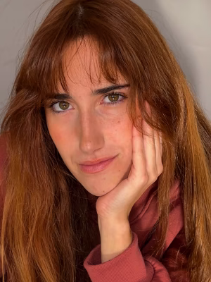 Alba Vilriales - Project Casting Gallery Image 5 Alba Vilriales - Gallery Image 5