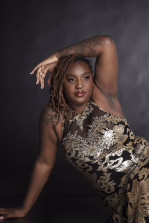 Alana Croom - Project Casting Gallery Image 5 Alana Croom - Gallery Image 5