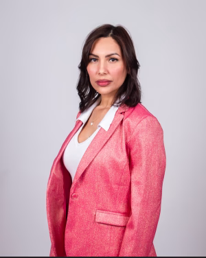 Elines Sanchez - Project Casting Gallery Image 2 Elines Sanchez - Gallery Image 2