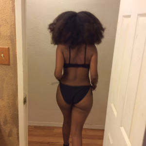 Charl’e  Bishop - Gallery Image 35