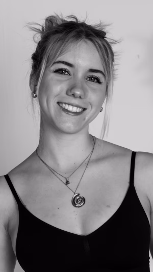 Emma Philippe-Even - Project Casting Gallery Image 2 Emma Philippe-Even - Gallery Image 2