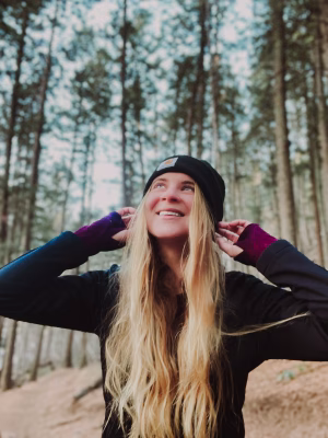 Courtney Reder - Project Casting Gallery Image 8 Courtney Reder - Gallery Image 8