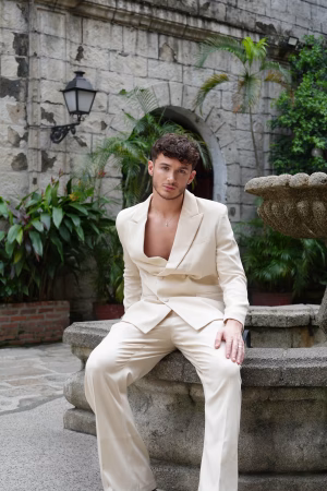 Albion Hashani - Gallery Image 1