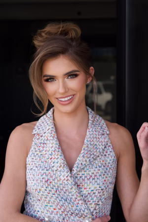 Lily Roberts - Project Casting Gallery Image 10 Lily Roberts - Gallery Image 10