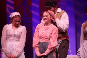 Skylar Bush - Gallery Image 4