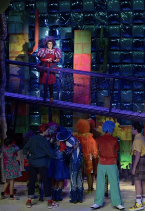 Holly Coggan - Project Casting Gallery Image 13 Holly Coggan - Gallery Image 13