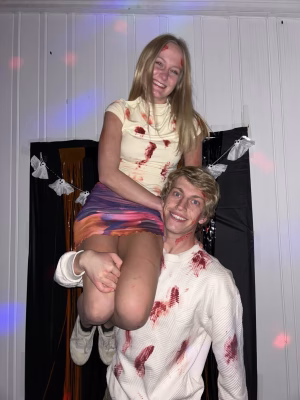 Alexi Moore - Gallery Image 1