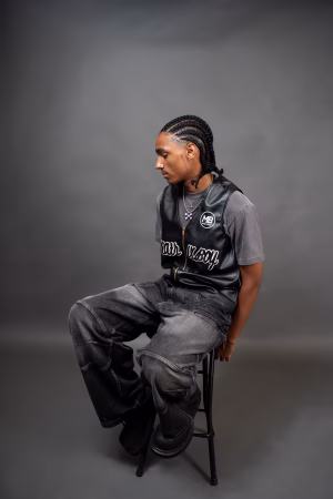 Walker Perry - Project Casting Gallery Image 6 Walker Perry - Gallery Image 6