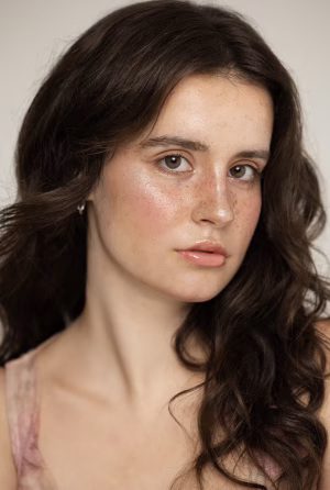 Julia Krill - Project Casting Gallery Image 6 Julia Krill - Gallery Image 6