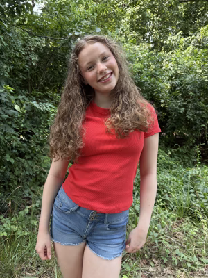 Poppy Folk - Gallery Image 3