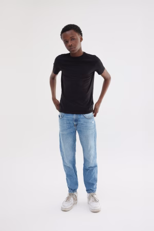 Aberi Harushaimana Baravungwa - Project Casting Gallery Image 1 Aberi Harushaimana Baravungwa - Gallery Image 1