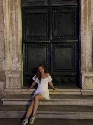 Charlotte Walsh - Project Casting Gallery Image 7 Charlotte Walsh - Gallery Image 7