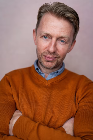 Simon Berry - Project Casting Gallery Image 2 Simon Berry - Gallery Image 2