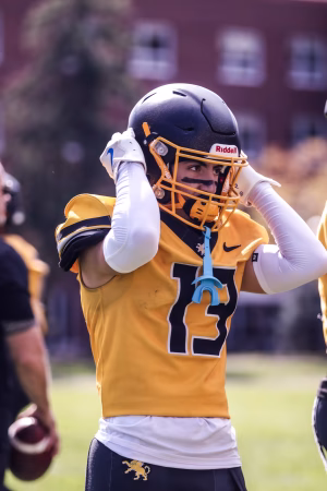 Elio Mendolia - Project Casting Gallery Image 3 Elio Mendolia - Gallery Image 3