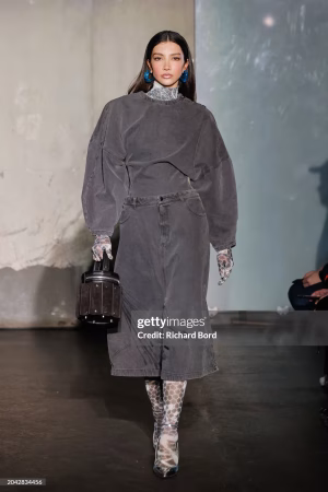 Dorsa Hosseini - Project Casting Gallery Image 12 Dorsa Hosseini - Gallery Image 12