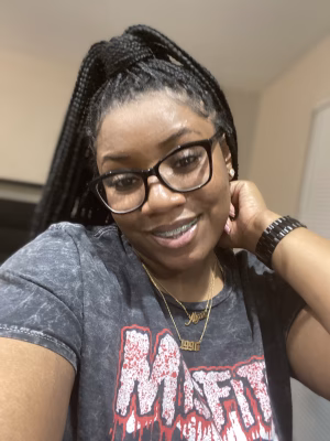 Alexis Andrews - Project Casting Gallery Image 3 Alexis Andrews - Gallery Image 3