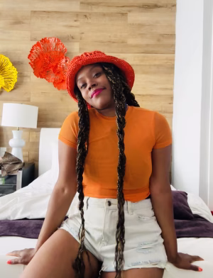 Mechellé Grayson - Gallery Image 7