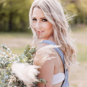 Erin Laybolt - Project Casting Gallery Image 4 Erin Laybolt - Gallery Image 4