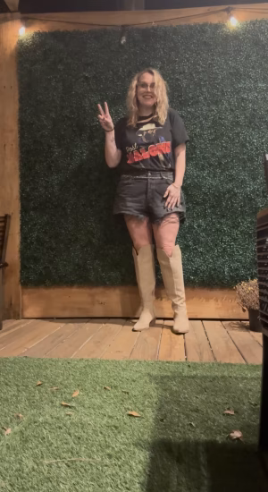 Samantha Maddox - Project Casting Gallery Image 6 Samantha Maddox - Gallery Image 6