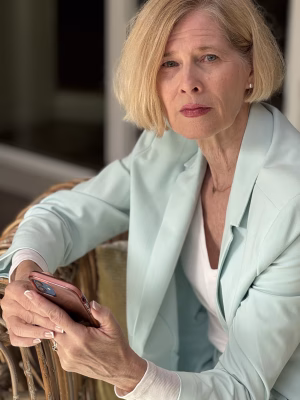 Jillian McWhirter - Project Casting Gallery Image 3 Jillian McWhirter - Gallery Image 3