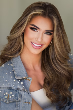 Lily Roberts - Project Casting Gallery Image 7 Lily Roberts - Gallery Image 7