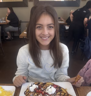 Luna Blue - Project Casting Gallery Image 6 Luna Blue - Gallery Image 6