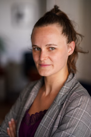 Maëva Montalvo - Project Casting Gallery Image 3 Maëva Montalvo - Gallery Image 3