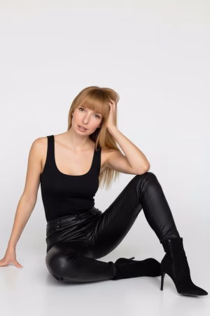 Torri Scott - Project Casting Gallery Image 8 Torri Scott - Gallery Image 8