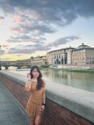 Nia Kim - Gallery Image 5