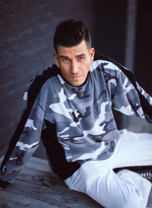 Justin Peterson - Project Casting Gallery Image 2 Justin Peterson - Gallery Image 2