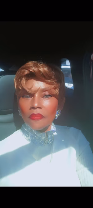 Betty Knight - Project Casting Gallery Image 4 Betty Knight - Gallery Image 4