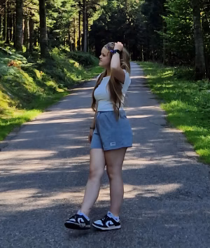 Mirthe Hop - Project Casting Gallery Image 2 Mirthe Hop - Gallery Image 2