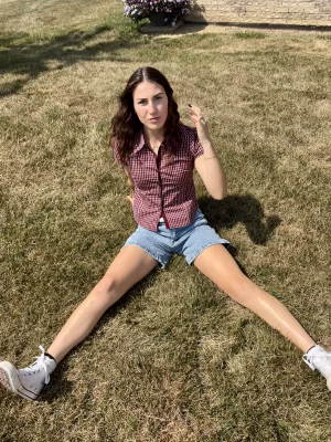 Kylie Miller - Project Casting Gallery Image 2 Kylie Miller - Gallery Image 2