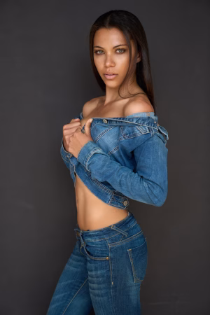 Skylar Evans - Project Casting Gallery Image 59 Skylar Evans - Gallery Image 59