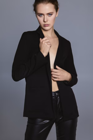 Brenna Mayo - Project Casting Gallery Image 10 Brenna Mayo - Gallery Image 10