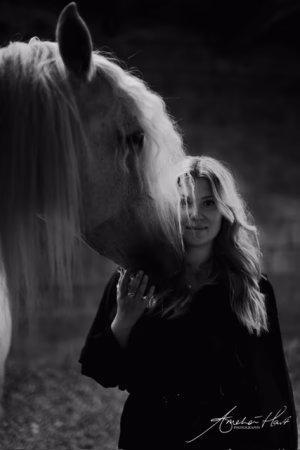 Kate Davies - Project Casting Gallery Image 5 Kate Davies - Gallery Image 5