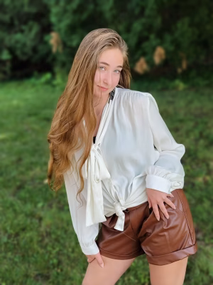 Kahlan Davidson - Project Casting Gallery Image 8 Kahlan Davidson - Gallery Image 8