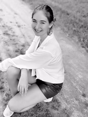 Kahlan Davidson - Project Casting Gallery Image 3 Kahlan Davidson - Gallery Image 3