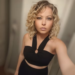 Shannon Kuhn - Project Casting Gallery Image 2 Shannon Kuhn - Gallery Image 2